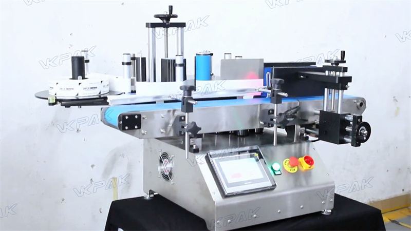 VK-TL Pandangan Sisi Kanan Keseluruhan