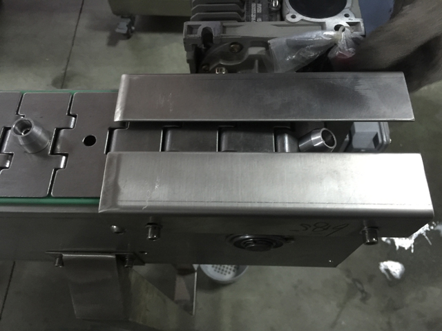 topi automatik jatuh.jpg