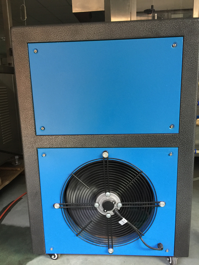 auxilliary equipment for filling sealing machines penyejuk untuk tiub mengisi mesin pengedap.jpg