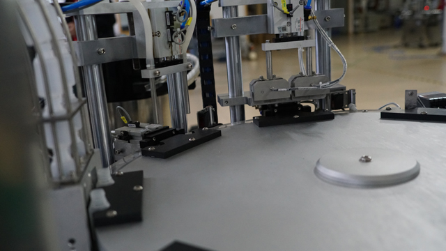 mengisi muncung close shot.jpg