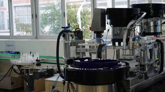 mengisi capping labeling pictures.jpg