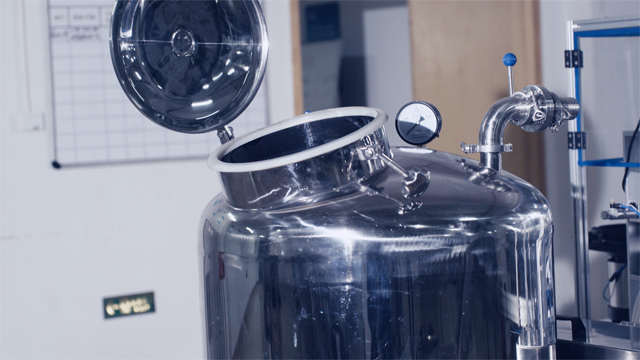 tangki simpanan tahan karat untuk gel.jpg