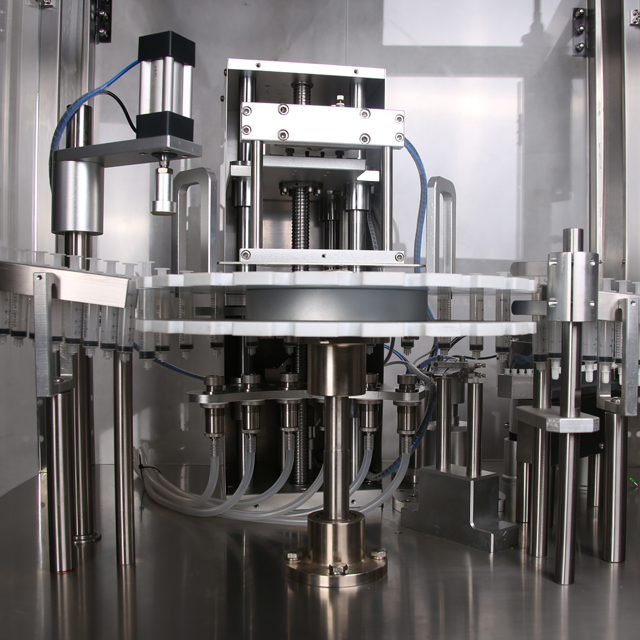 capper mengisi picagari.jpg