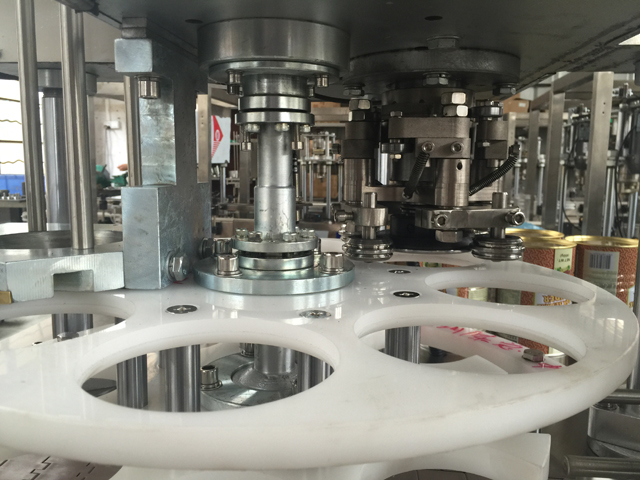 kedudukan tin semasa pengedap tin.jpg