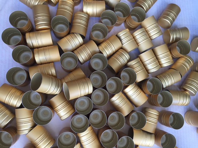 caps samples sent from usa customer for capping machine penutup aluminium.jpg