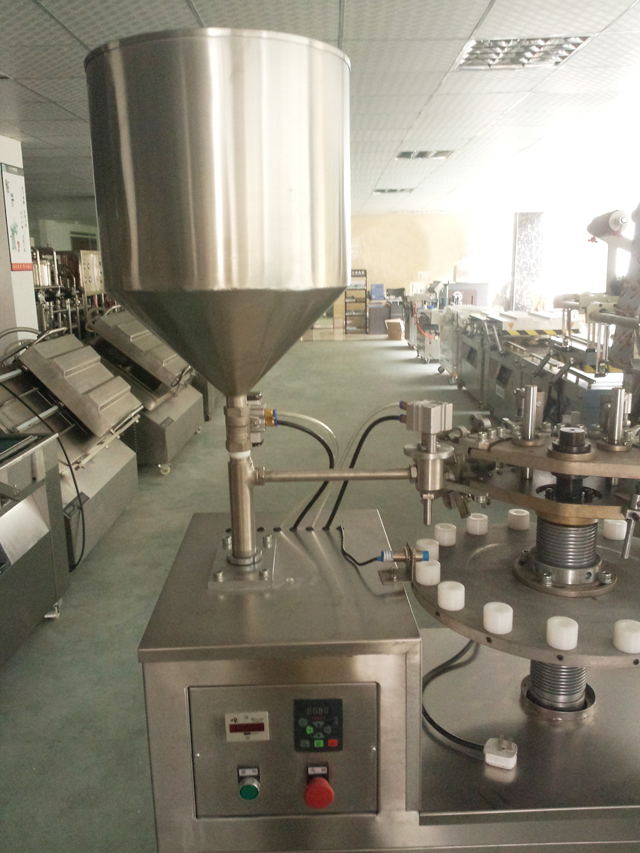 metal tubes filling sealing machine in stock corong pengedap pengisi tiub.jpg