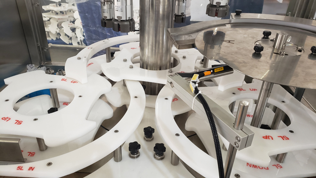 peralatan penutup skru.jpg