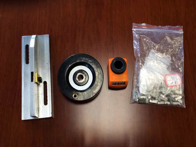 cutter mould for ultrasonic sealing machine MOULD&CUTTER untuk mesin pengedap tiub Ultrasonik (1).jpg