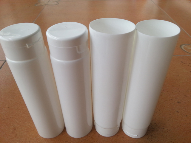 tubes samples sent from indian buyer tiub von puneet Garg.jpg