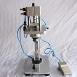 Mesin Pengelim Botol Kaca Minyak Wangi Desktop Pneumatik Separa Automatik