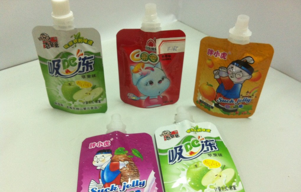 stand up bags for filling beg muncung kepala tunggal yang diisi dengan corong .jpg