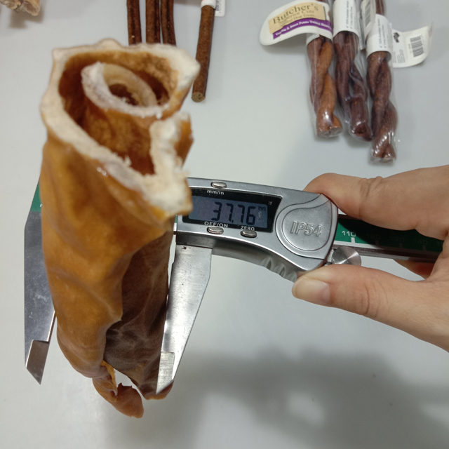 sampel makanan anjing untuk pelabelan.jpg