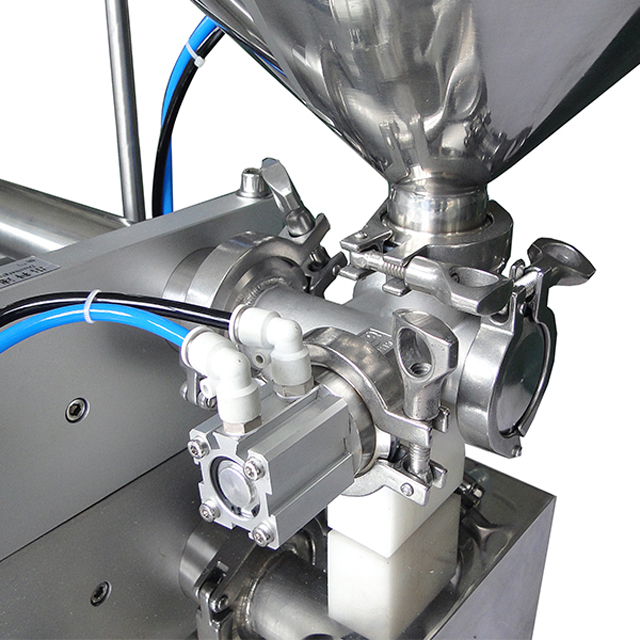 liquid filling machine for lotion shampoo cream Peralatan pengisi syampu.jpg