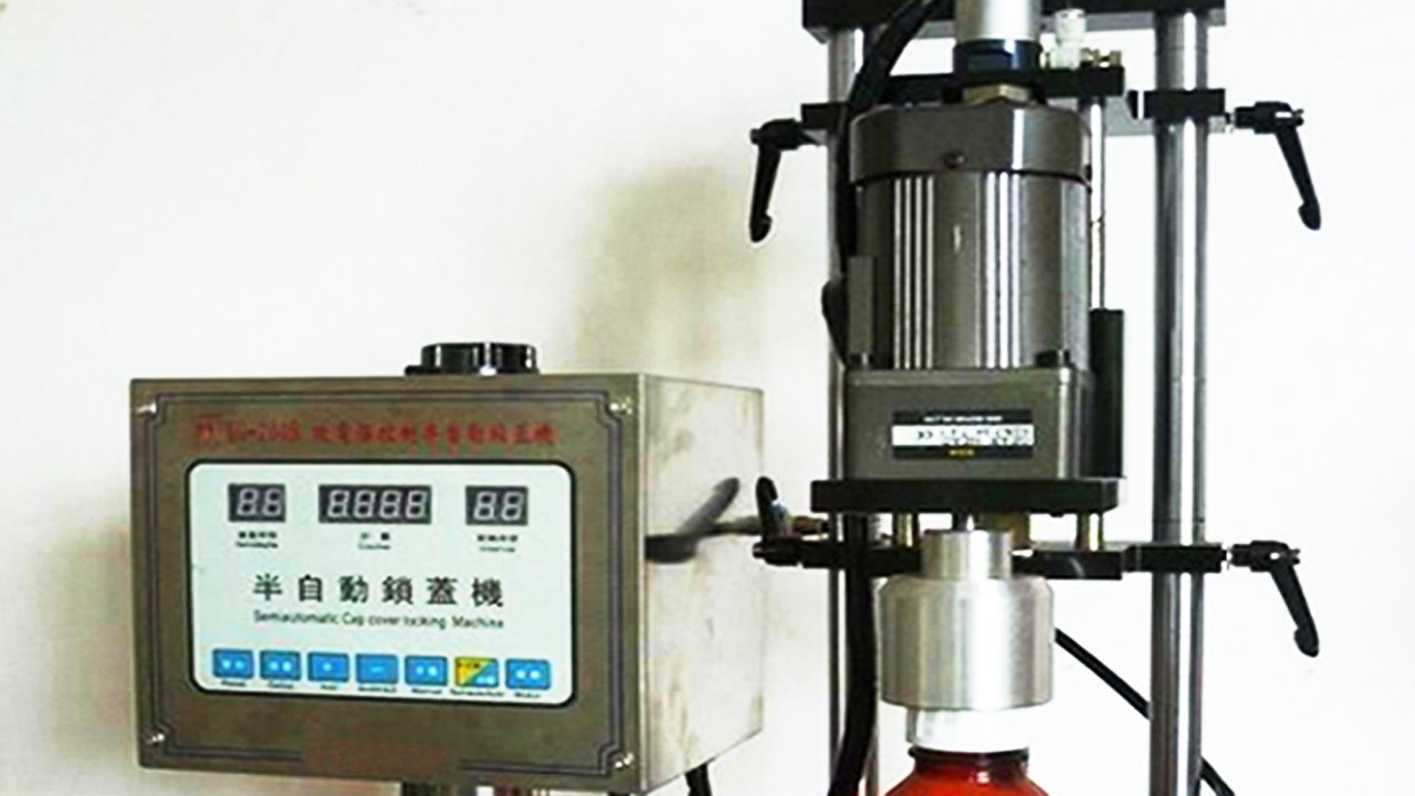 press capping equipments semi automatic peralatan capper akhbar.jpg