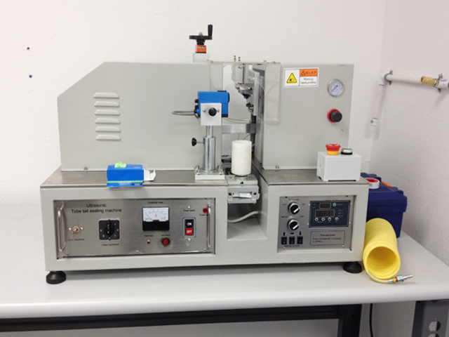 peralatan pengedap ultrasonik.jpg